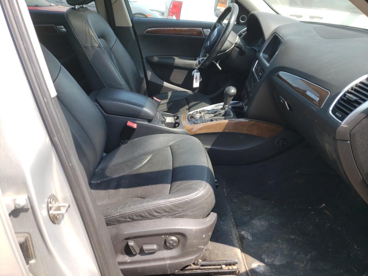 Photo 5 from auction – 2010 AUDI Q5 PRESTIG with VIN WA1VKAFP2AA072673