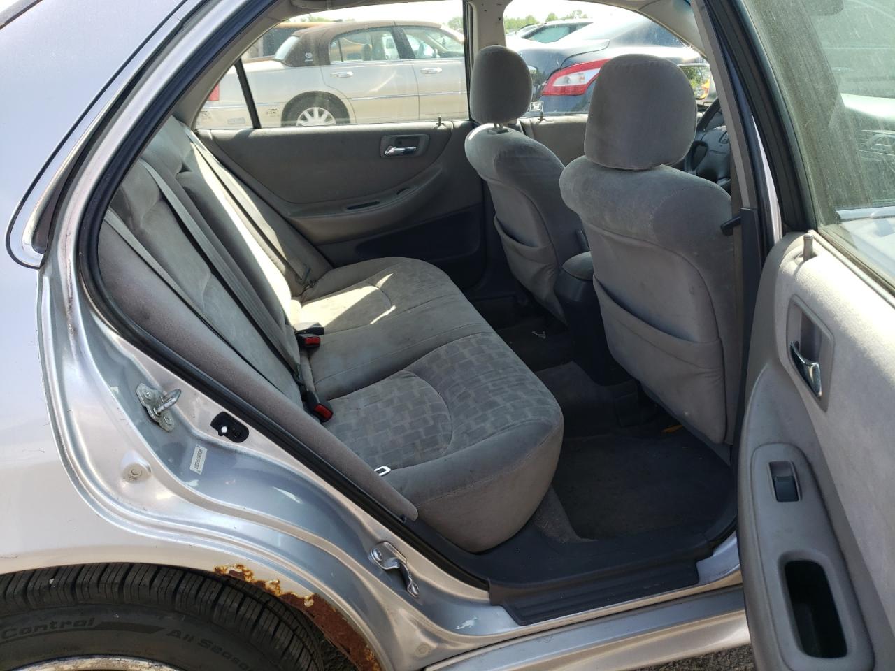 Photo 6 from auction – 2001 HONDA ACCORD EX with VIN 1HGCG56641A050348