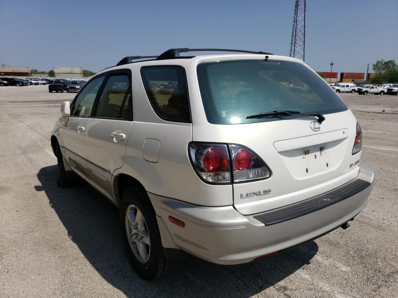 Photo 3 from auction – 2002 LEXUS RX 300 with VIN JTJHF10U120291411