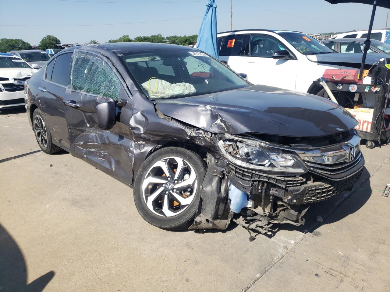 Photo 12 from auction – 2016 HONDA ACCORD EX with VIN 1HGCR2F70GA068680