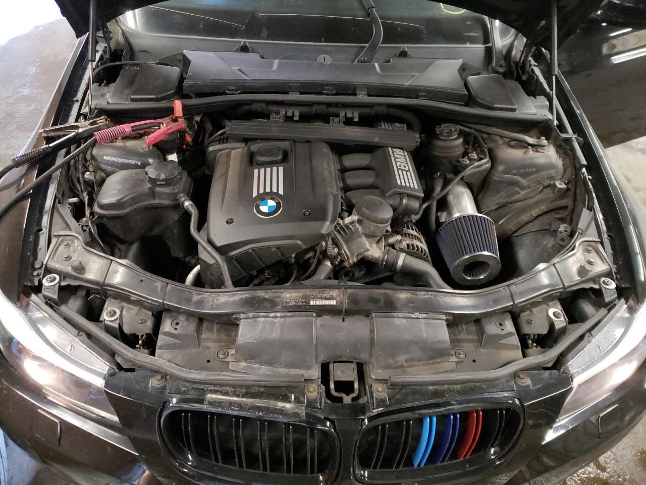 Photo 7 from auction – 2009 BMW 328 XI with VIN WBAPK73529A450875
