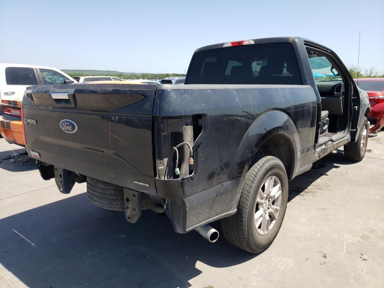 Photo 4 from auction – 2015 FORD F150 SUPER with VIN 1FTEX1C81FKE02373