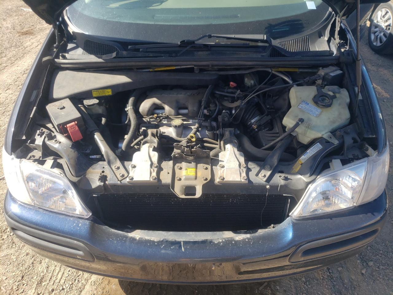 Photo 7 from auction – 2000 CHEVROLET VENTURE with VIN 1GNDX03E5YD112065