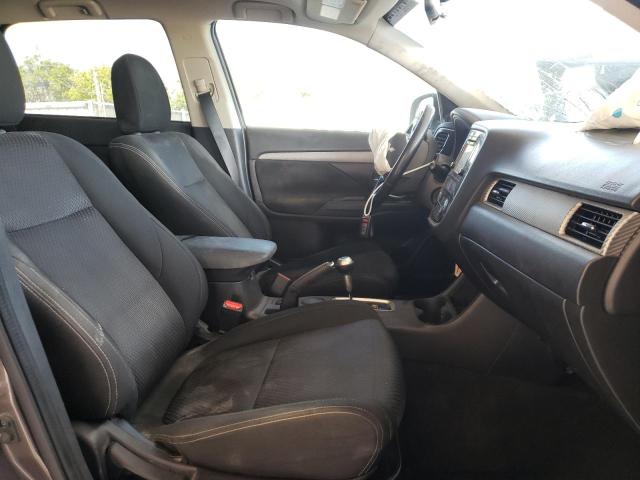 Photo 5 from auction – 2016 MITSUBISHI OUTLANDER with VIN JA4AD3A3XGZ013664