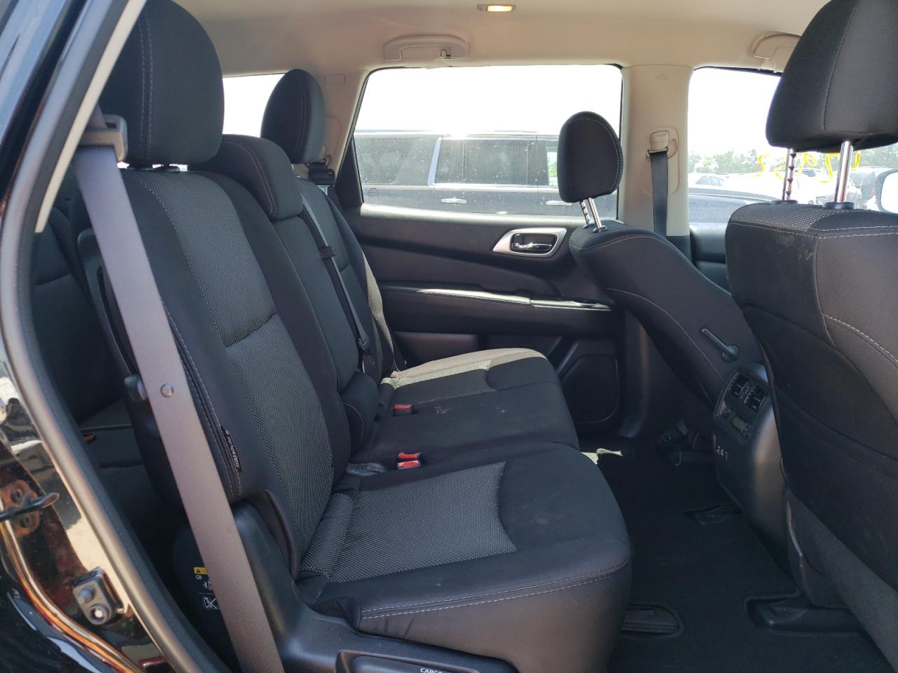 Photo 6 from auction – 2020 NISSAN PATHFINDER with VIN 5N1DR2AN2LC587779