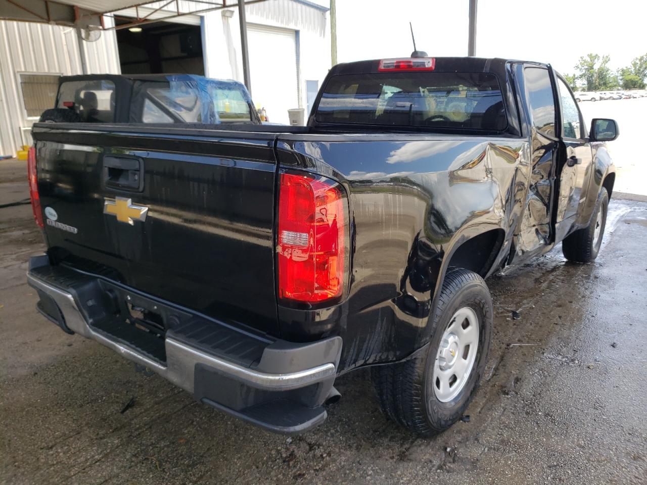 Photo 4 from auction – 2020 CHEVROLET COLORADO with VIN 1GCHSBEA3L1234271