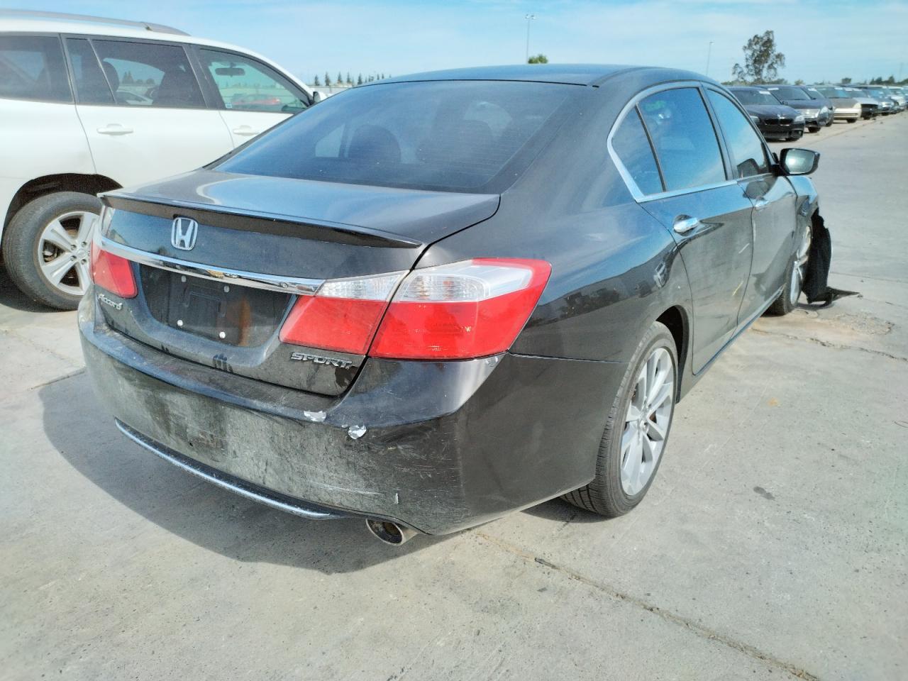 Photo 4 from auction – 2014 HONDA ACCORD SPO with VIN 1HGCR2F59EA050514