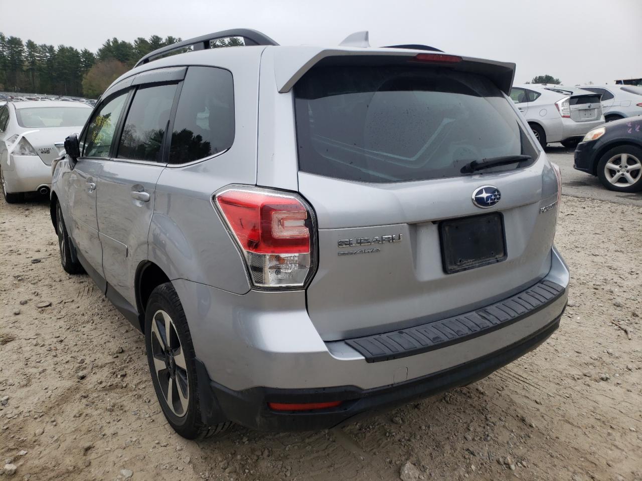 Photo 13 from auction – 2018 SUBARU FORESTER 2 with VIN JF2SJAJC2JH569862