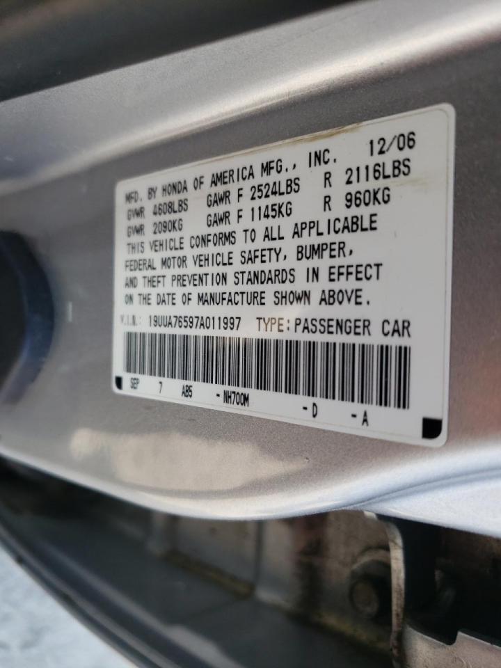 Photo 20 from auction – 2007 ACURA TL TYPE S with VIN 19UUA76597A011997