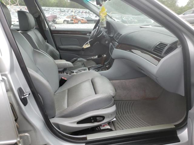 Photo 5 from auction – 2004 BMW 325 I with VIN WBAEV33484KR28170