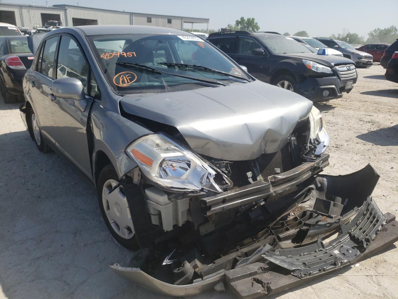 NISSAN VERSA S 2007 with VIN 3N1BC11E07L404951 - Photo from auction