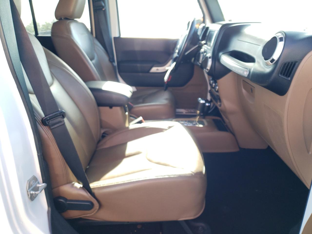 Photo 5 from auction – 2016 JEEP WRANGLER U with VIN 1C4HJWEG5GL172851
