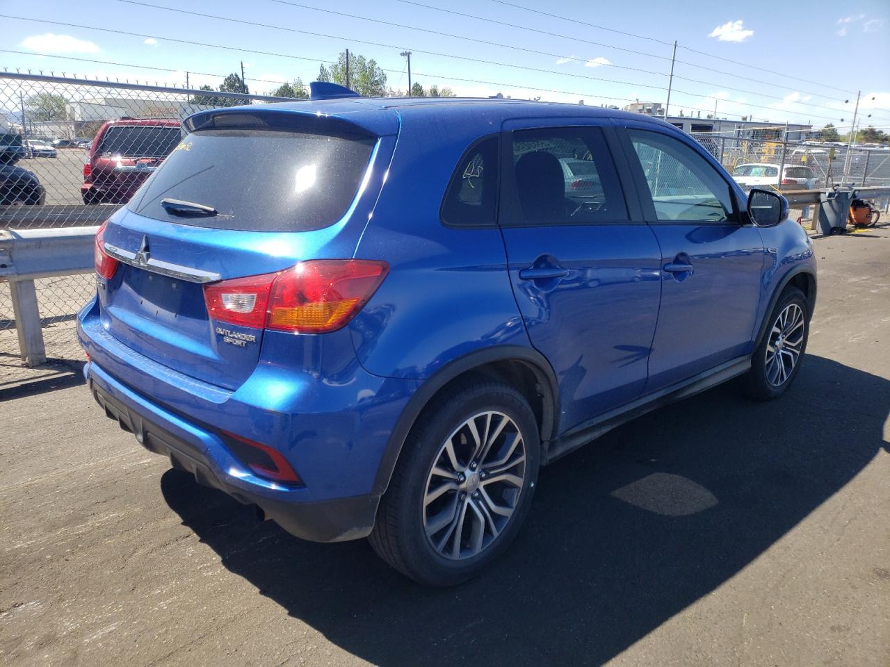 Photo 4 from auction – 2019 MITSUBISHI OUTLANDER with VIN JA4AP3AU6KU002022