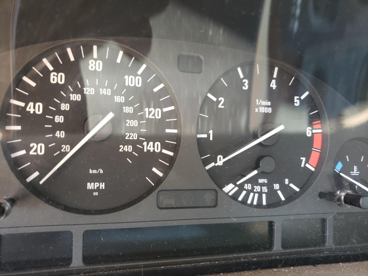Photo 8 from auction – 1998 BMW 740 IL with VIN WBAGJ8321WDM10599