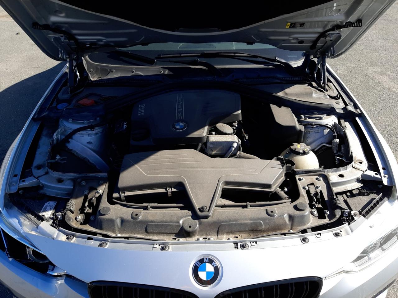 Photo 7 from auction – 2018 BMW 320 XI with VIN WBA8A3C57JA357905
