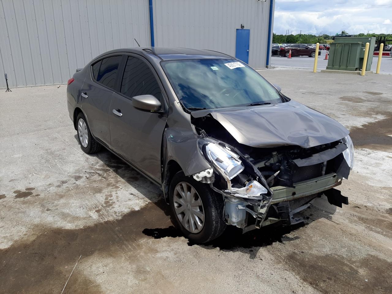 NISSAN VERSA S 2015 with VIN 3N1CN7AP4FL830840 - Photo from auction