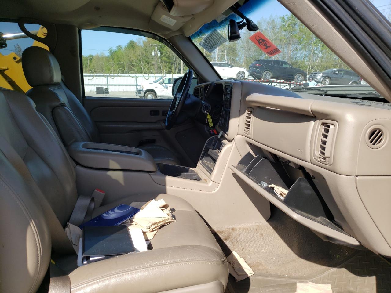 Photo 5 from auction – 2005 GMC SIERRA K25 with VIN 1GTHK23U95F964379