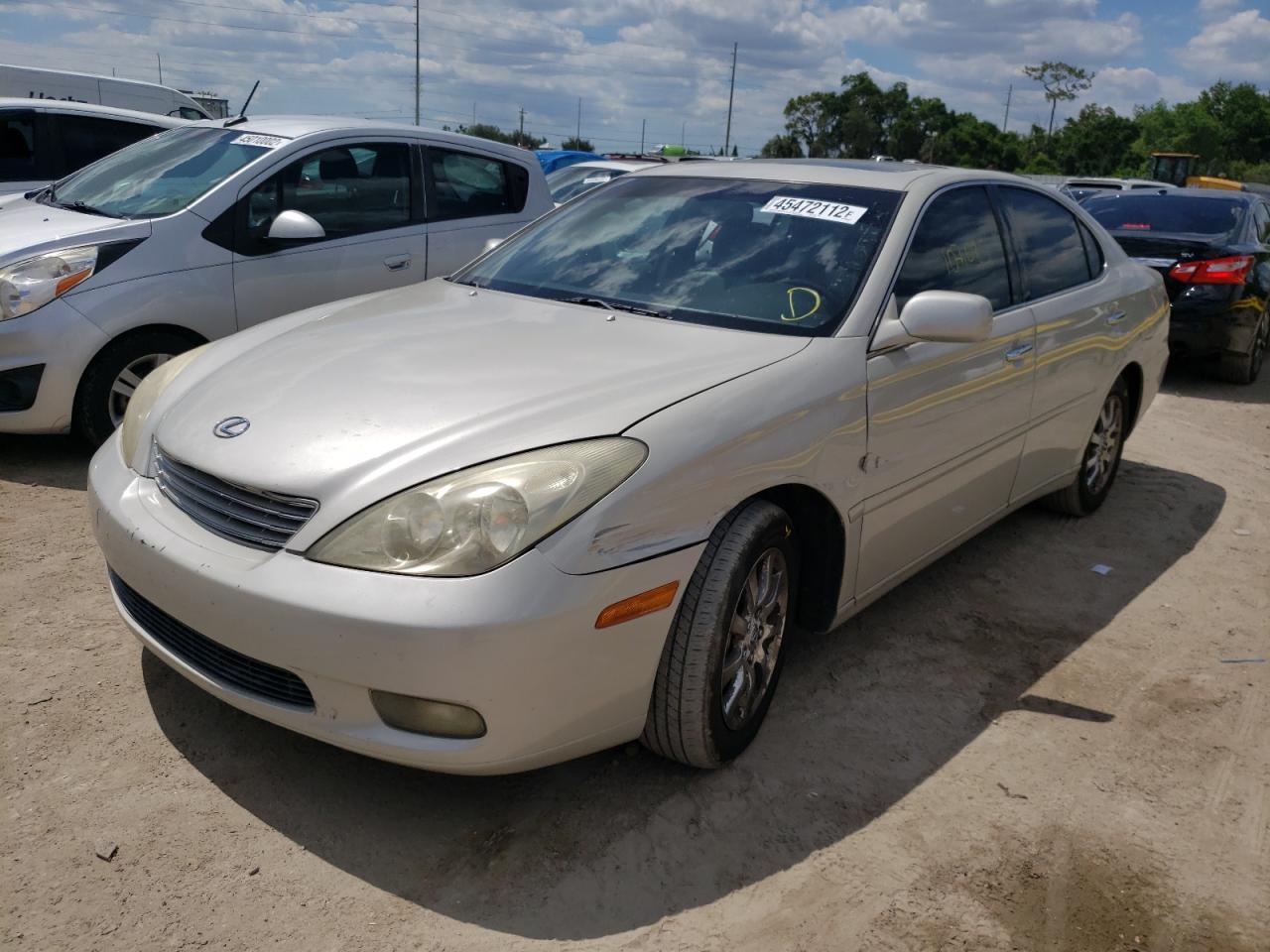 Photo 2 from auction – 2002 LEXUS ES 300 with VIN JTHBF30G720077956