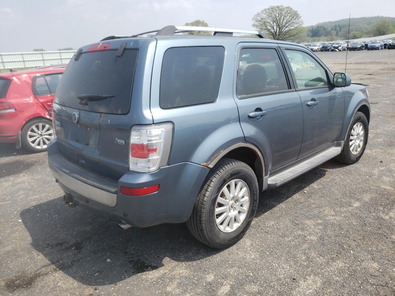 Photo 4 from auction – 2011 MERCURY 1114 with VIN 4M2CN9HG4BKJ04321
