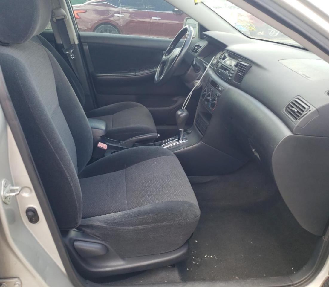 Photo 5 from auction – 2004 TOYOTA COROLLA CE with VIN 2T1BR32E04C256188