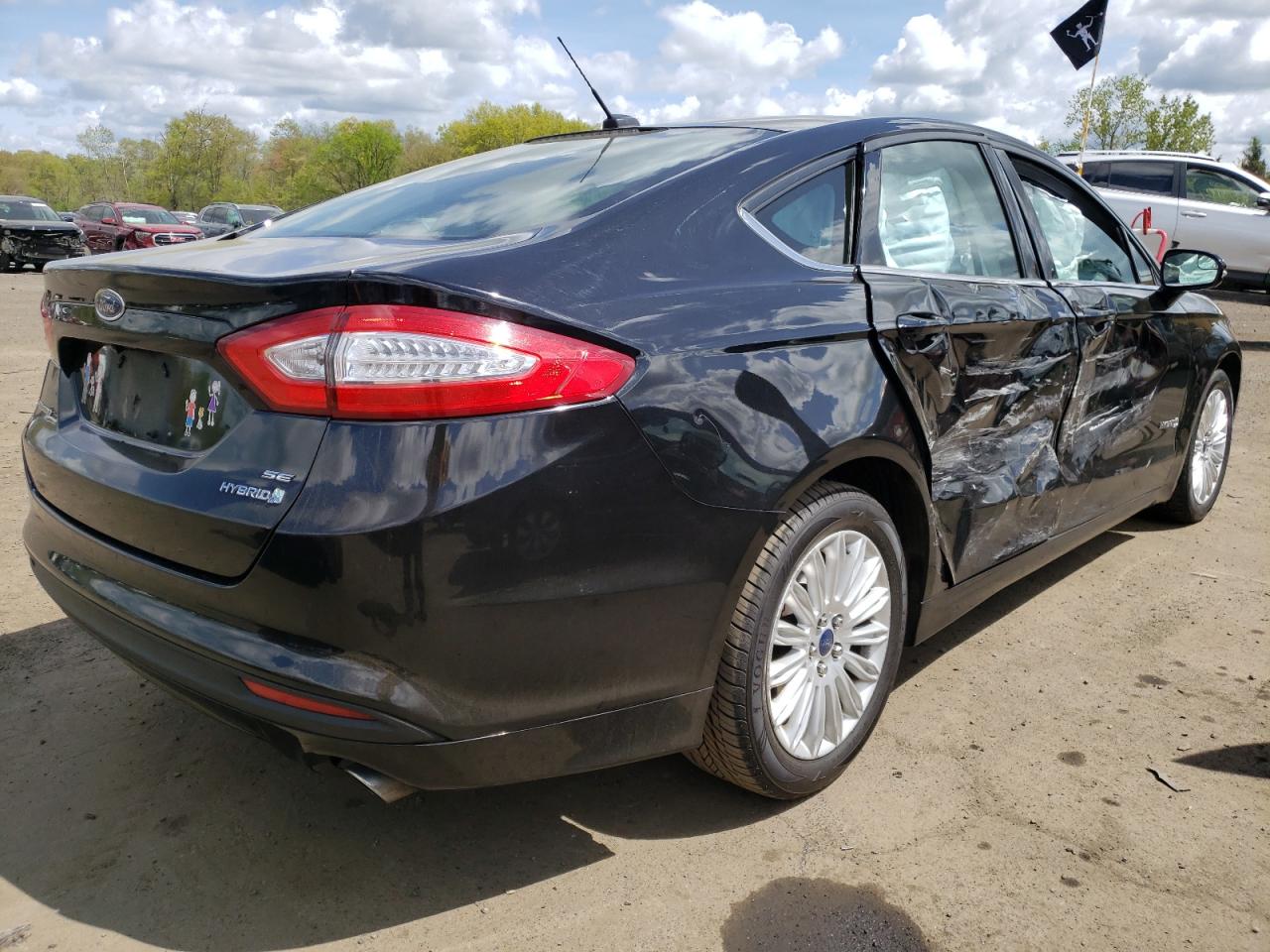 Photo 4 from auction – 2016 FORD FUSION SE with VIN 3FA6P0LU5GR262391