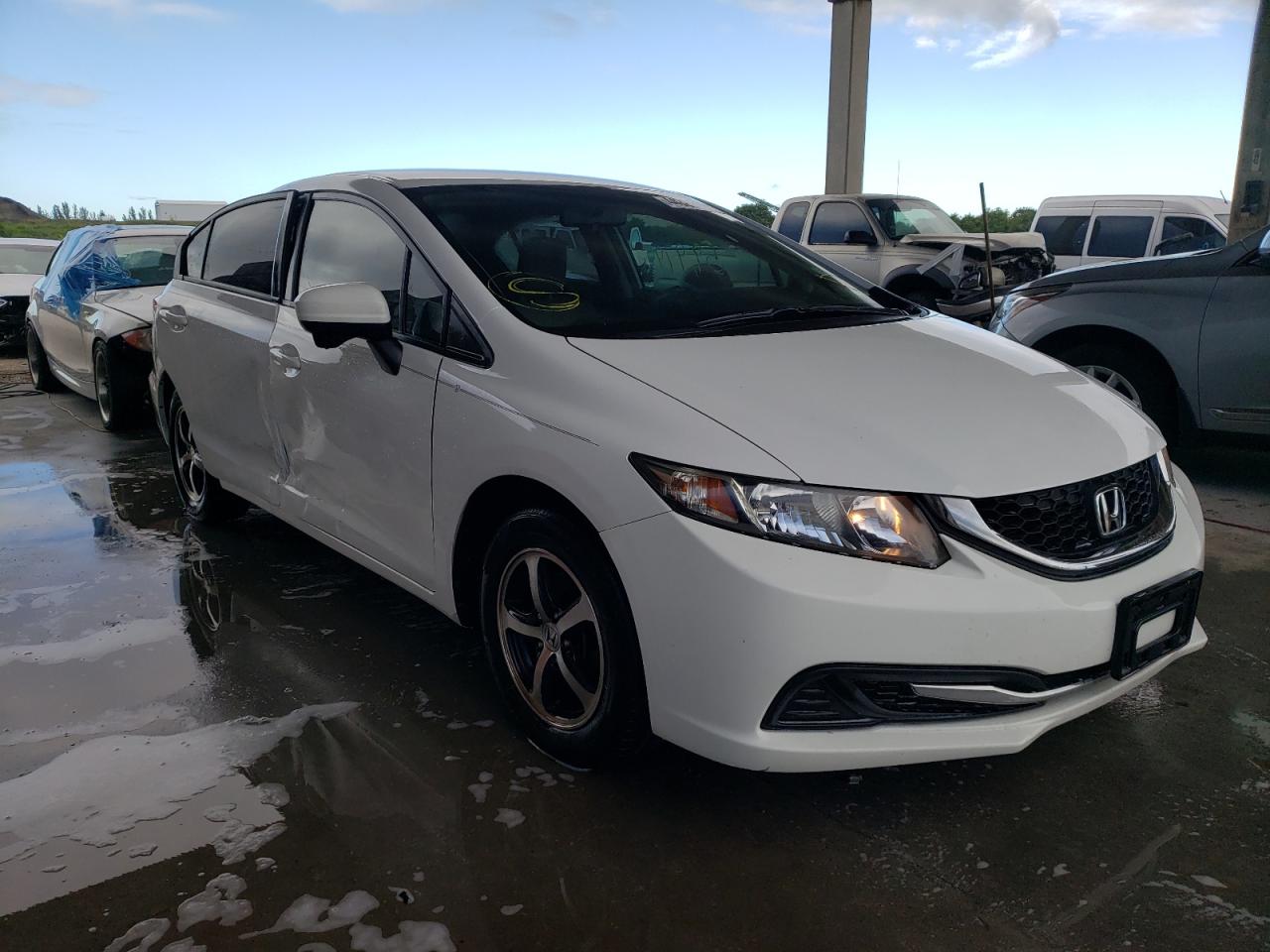 HONDA CIVIC SE 2015 with VIN 19XFB2F73FE024801 - Photo from auction