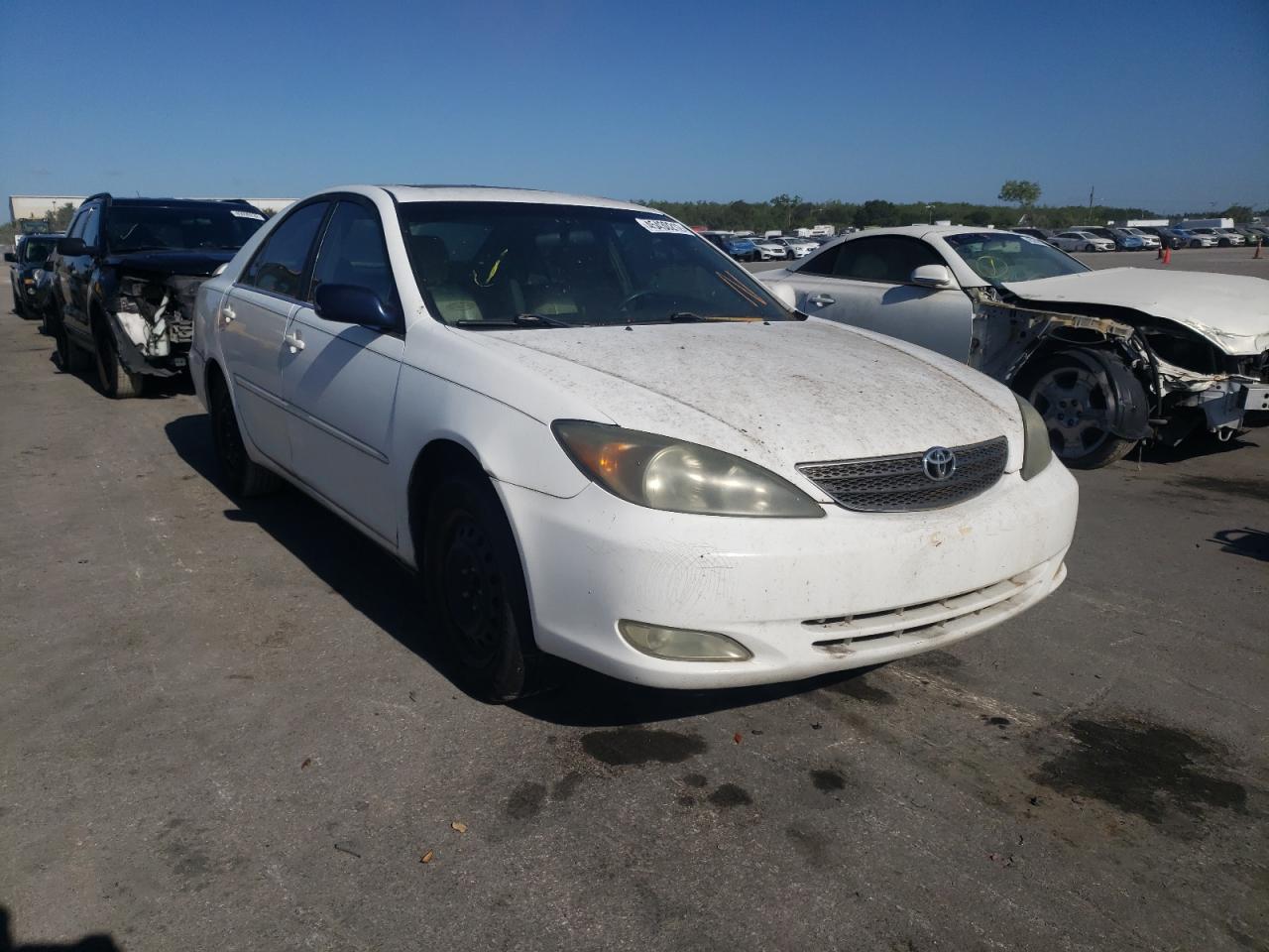TOYOTA CAMRY 2003 with VIN 4T1BE32K03U161404 - Photo from auction