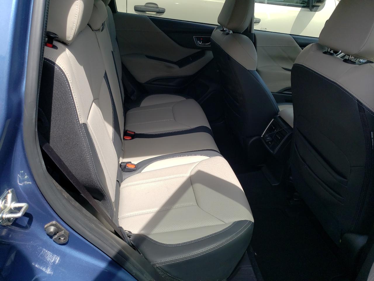 Photo 6 from auction – 2019 SUBARU FORESTER L with VIN JF2SKASC1KH543251