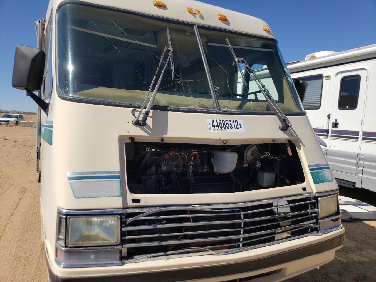 Photo 9 from auction – 1991 REXH RV with VIN 1FCKE33G7LHB55252