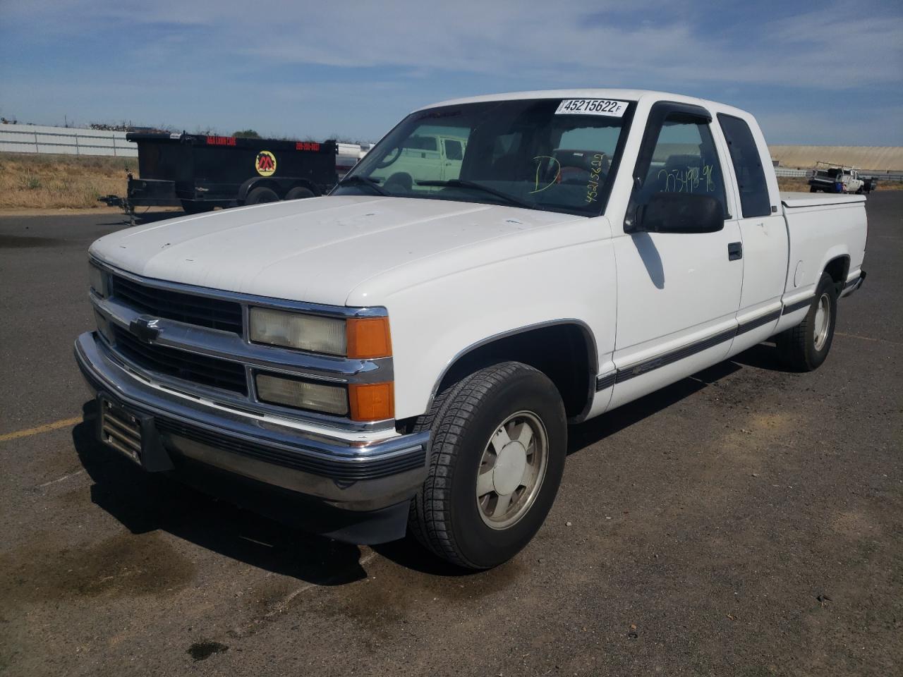 Photo 2 from auction – 1996 CHEVROLET GMT-400 C1 with VIN 2GCEC19R1T1250490