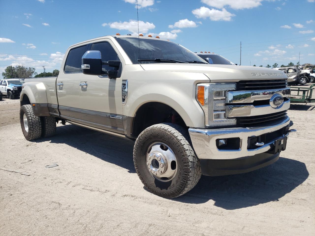 FORD F350 SUPER 2017 with VIN 1FT8W3DT2HEE12538 - Photo from auction