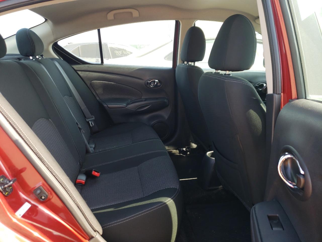 Photo 6 from auction – 2019 NISSAN VERSA S with VIN 3N1CN7AP0KL871296