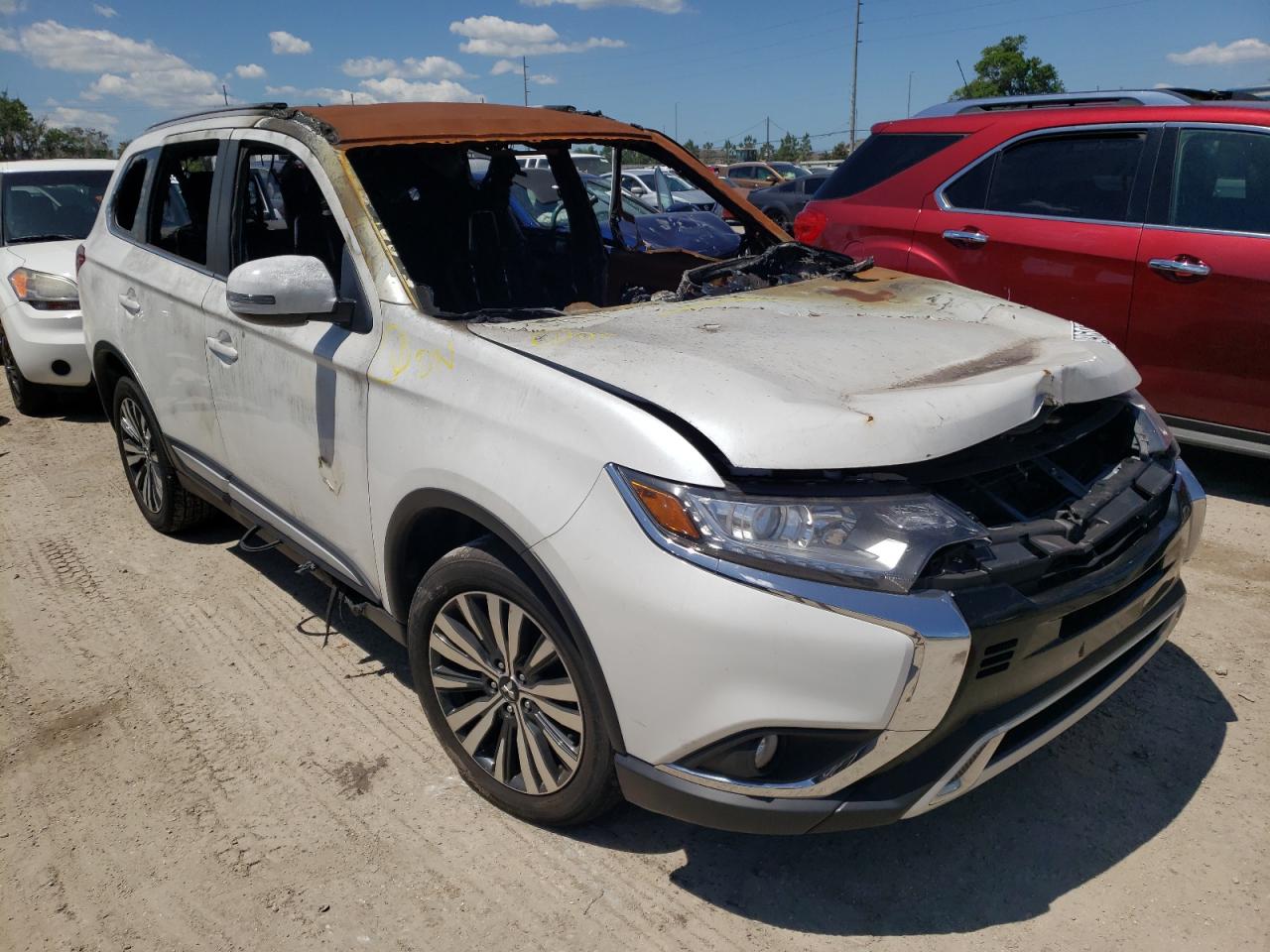 MITSUBISHI OUTLANDER 2020 with VIN JA4AZ3A36LZ021322 - Photo from auction