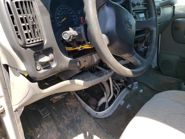 Photo 10 from auction – 2001 CHEVROLET EXPRESS G3 with VIN 1GAHG39RX11191416