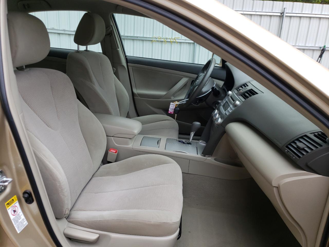 Photo 5 from auction – 2011 TOYOTA CAMRY BASE with VIN 4T1BF3EK9BU700187