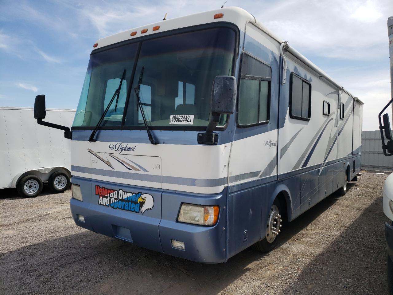 Photo 2 from auction – 2000 MONA MOTOR HOME with VIN 1RF120518Y2009411