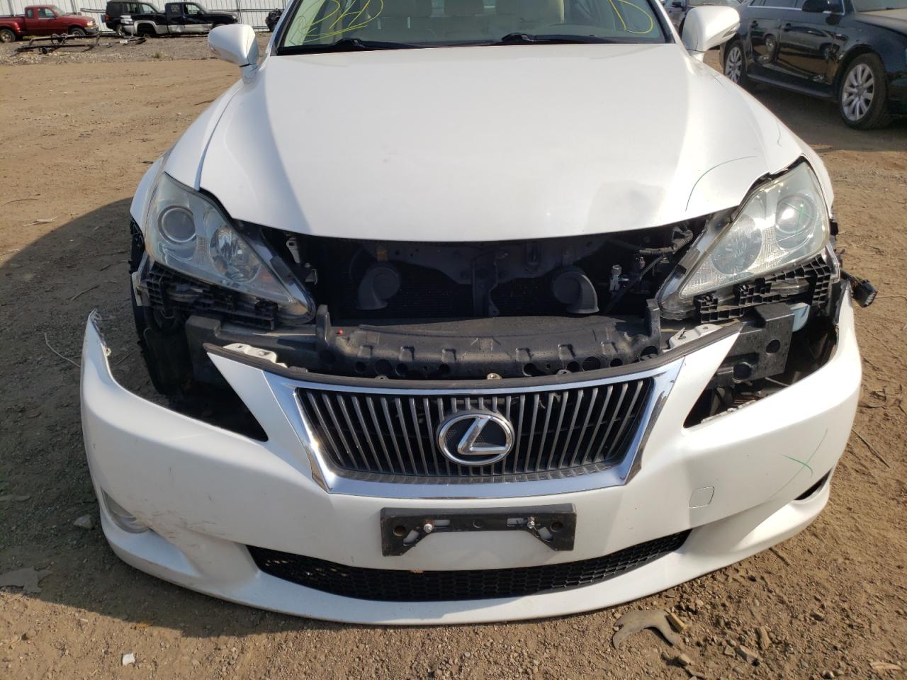 Photo 9 from auction – 2009 LEXUS IS 250 with VIN JTHCK262892031427