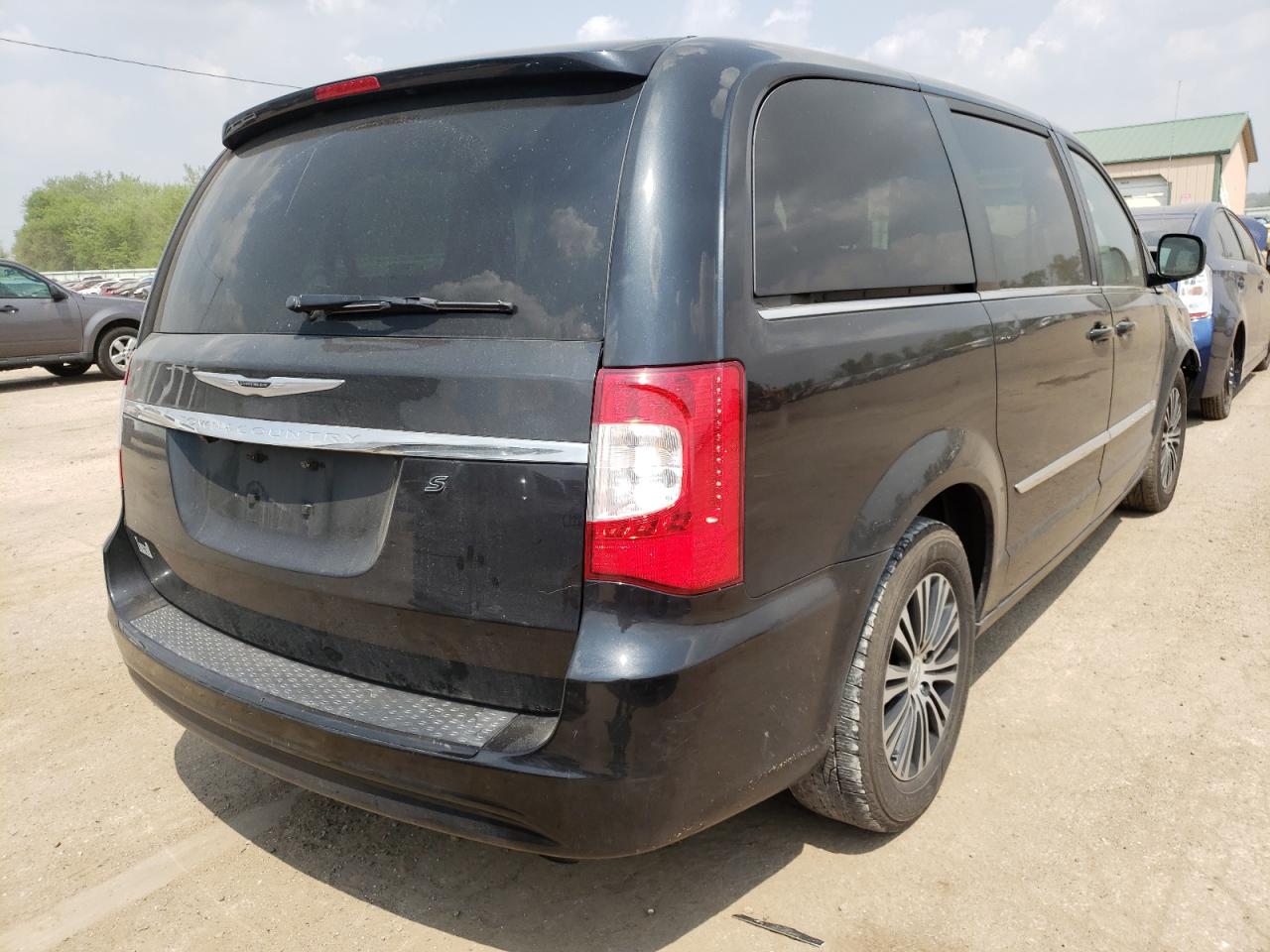 Photo 4 from auction – 2014 CHRYSLER TOWN & COU with VIN 2C4RC1HG3ER333067