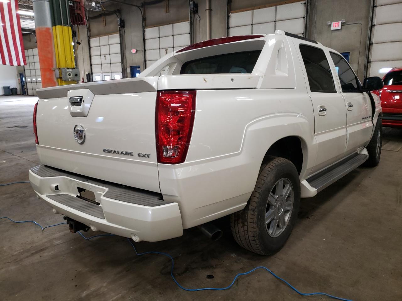 Photo 4 from auction – 2005 CADILLAC ESCALADE E with VIN 3GYEK62N45G171584