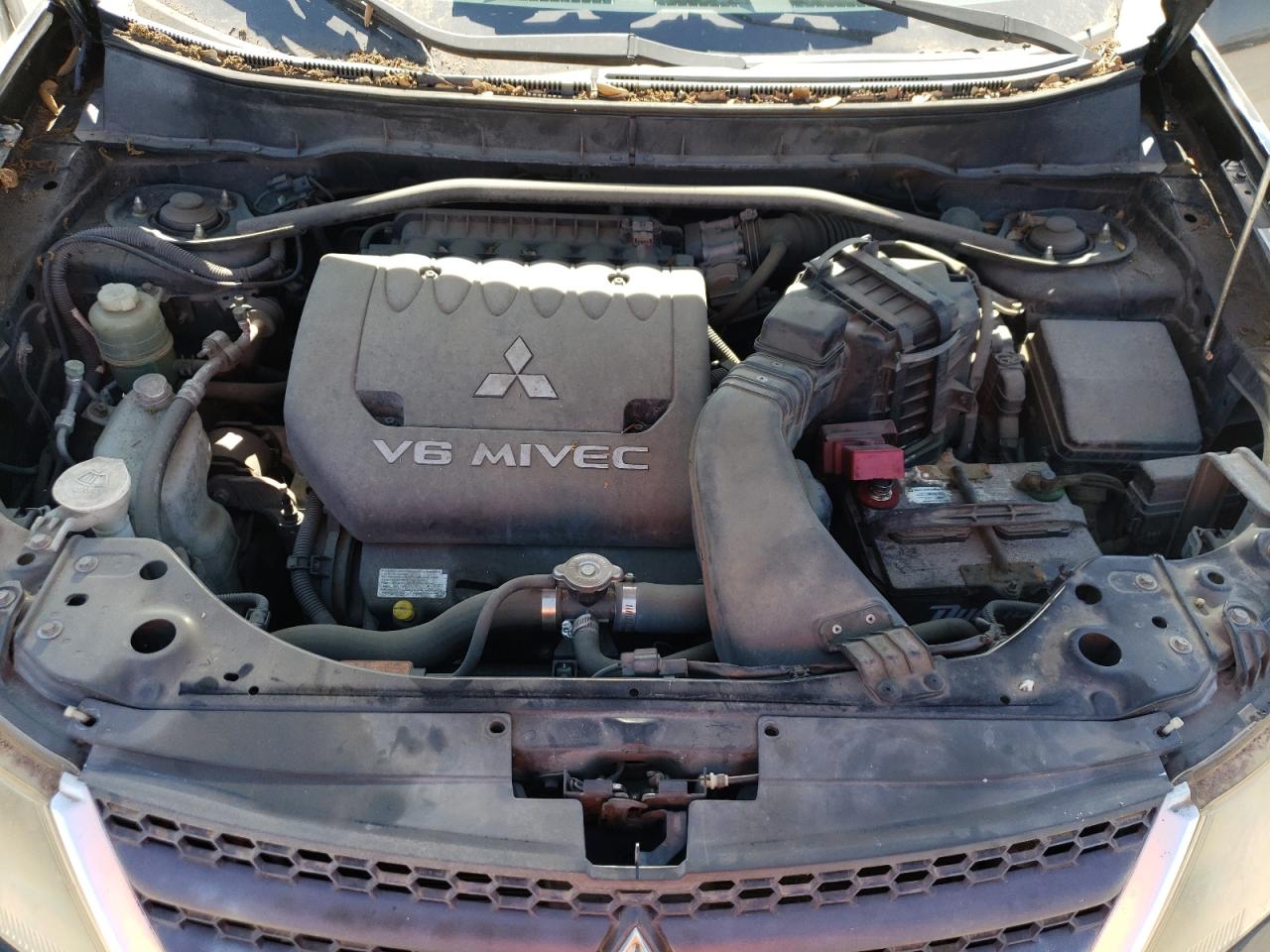 Photo 7 from auction – 2007 MITSUBISHI OUTLANDER with VIN JA4MS41X27U009326