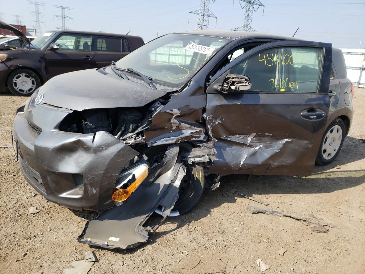 Photo 2 from auction – 2010 TOYOTA SCION XD with VIN JTKKU4B46A1007026
