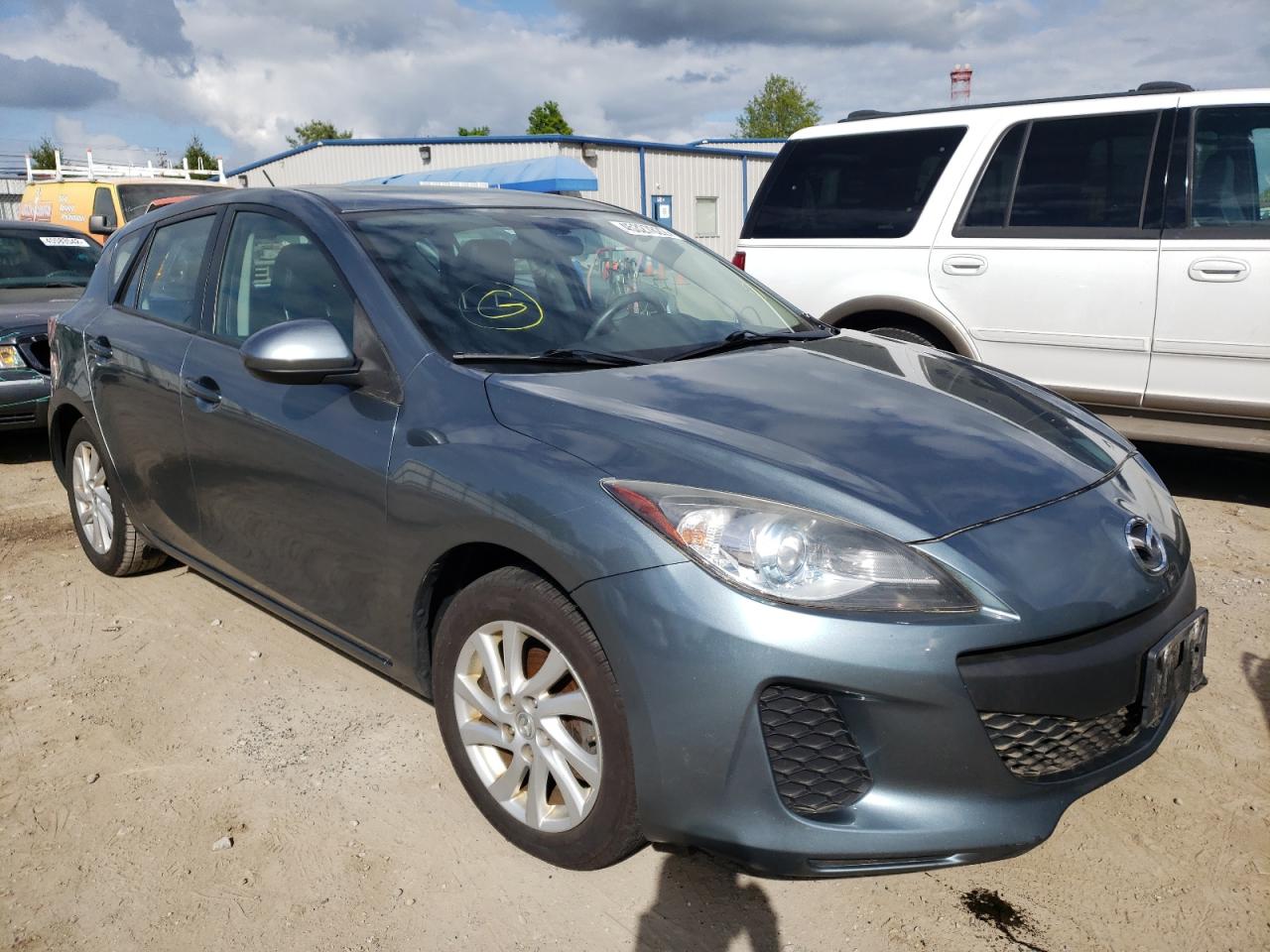 MAZDA 3 I 2012 with VIN JM1BL1M85C1629273 - Photo from auction