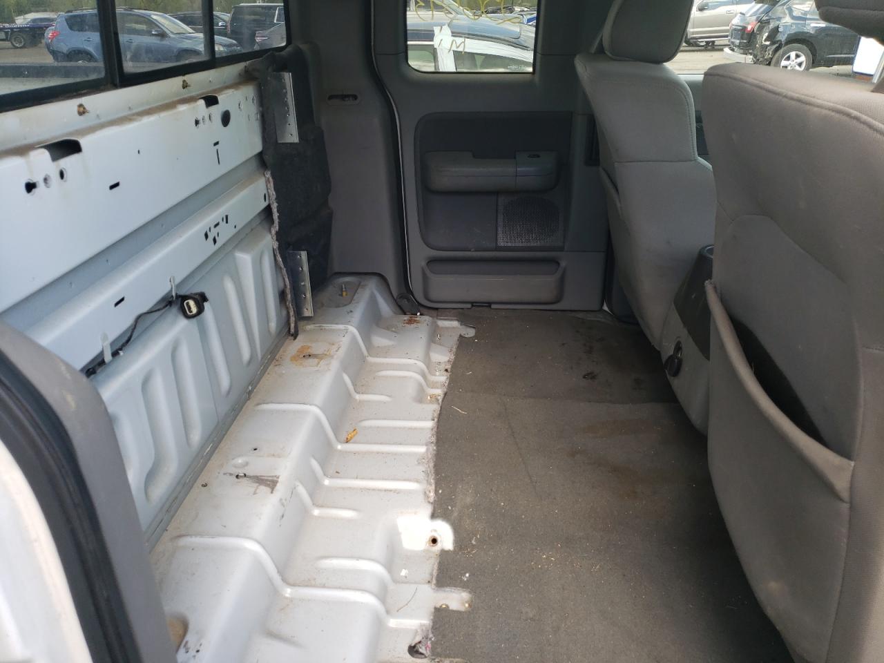 Photo 6 from auction – 2005 FORD F150 with VIN 1FTPX14545NB83211