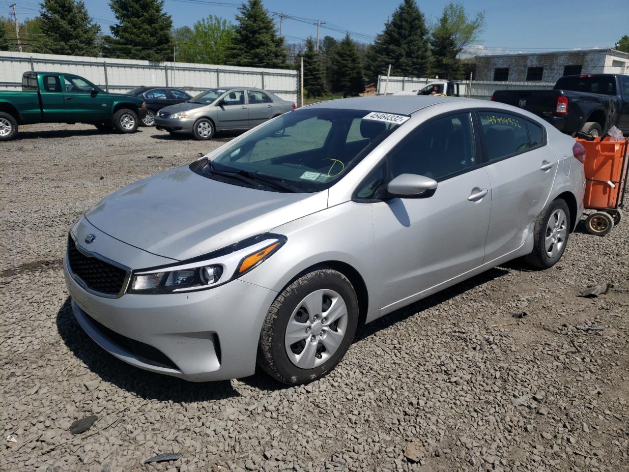 Photo 15 from auction – 2017 KIA FORTE LX with VIN 3KPFK4A74HE158402