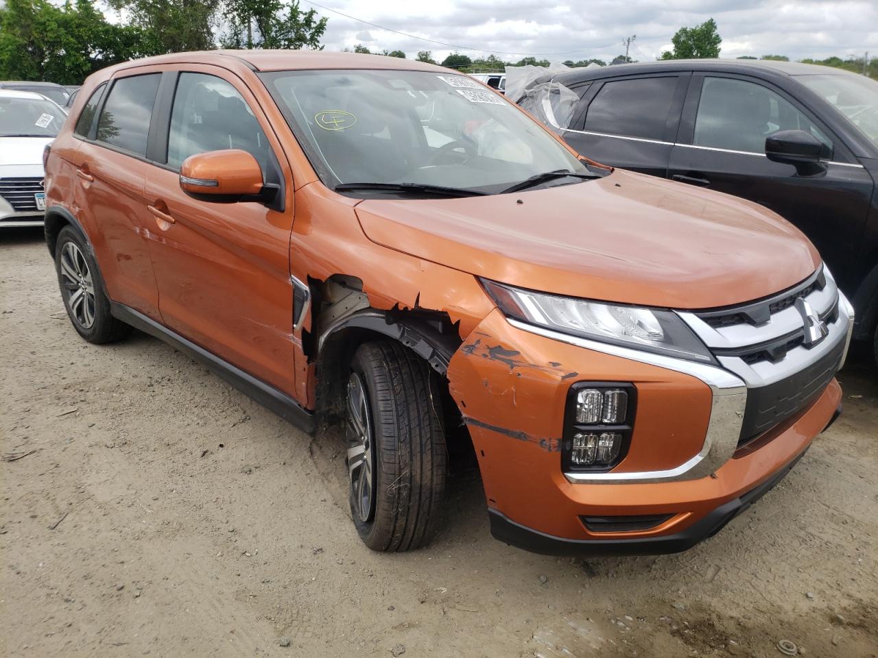 MITSUBISHI OUTLANDER 2020 with VIN JA4AP4AU0LU027103 - Photo from auction