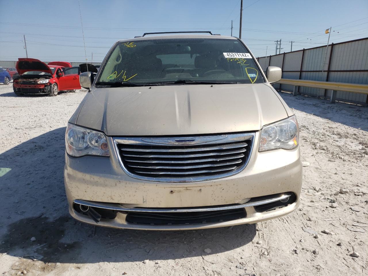Photo 9 from auction – 2016 CHRYSLER TOWN & COU with VIN 2C4RC1BG0GR120928