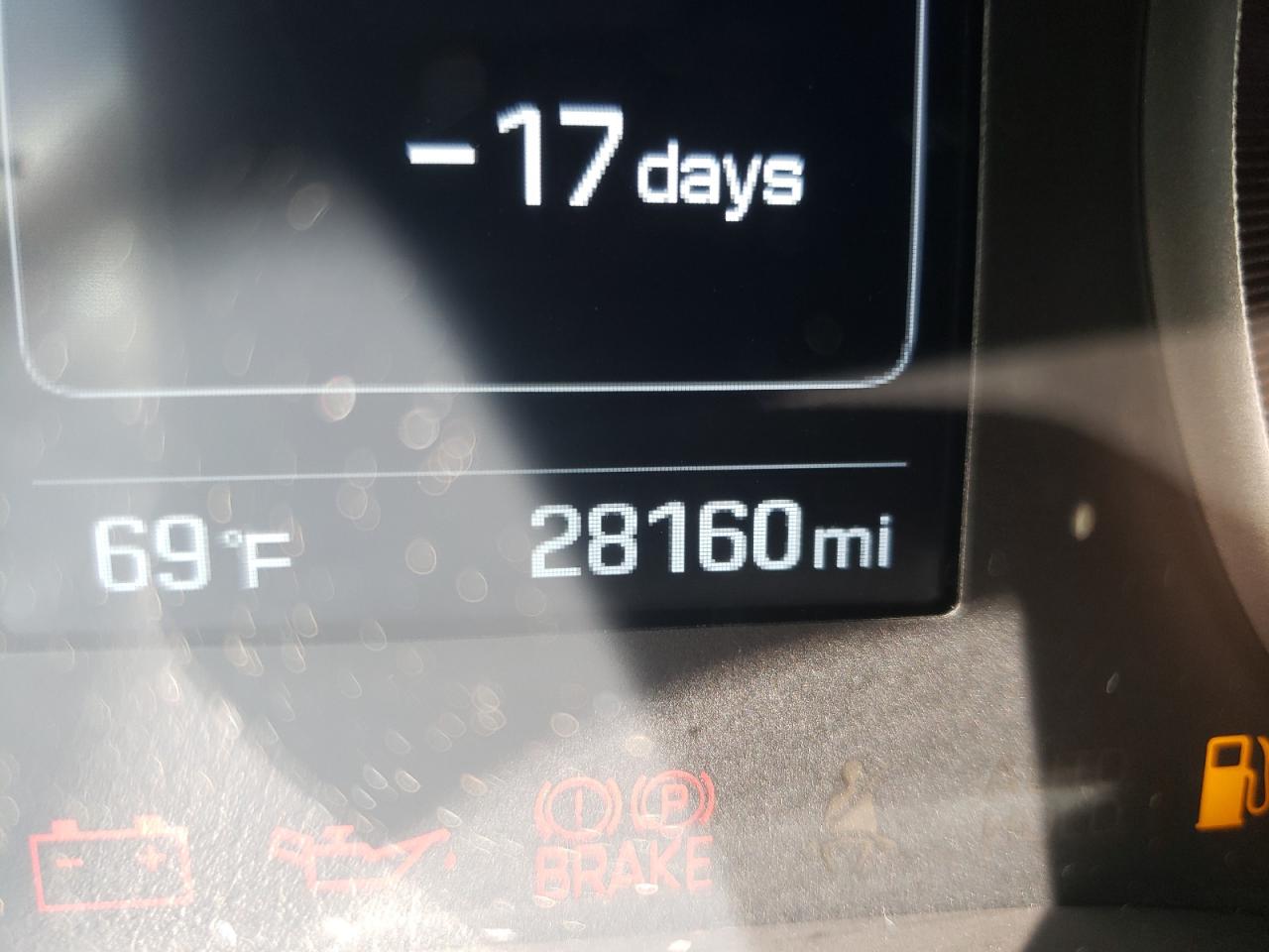 Photo 8 from auction – 2018 HYUNDAI TUCSON SE with VIN KM8J2CA40JU682224