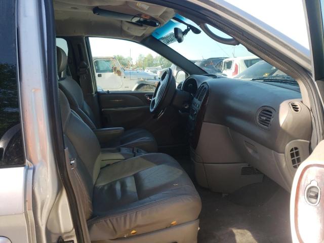 Photo 9 from auction – 2001 CHRYSLER TOWN & COU with VIN 2C8GP64L31R126229