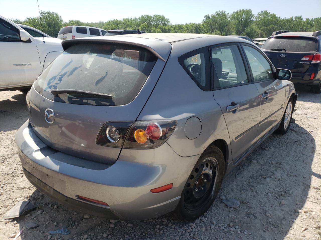 صورة رقم 4 من المزاد - 2004 MAZDA 3 HATCHBAC مع VIN JM1BK343X41186798