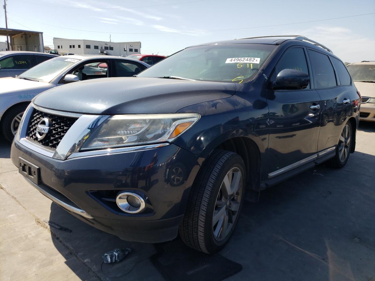 Photo 2 from auction – 2013 NISSAN PATHFINDER with VIN 5N1AR2MN8DC639660